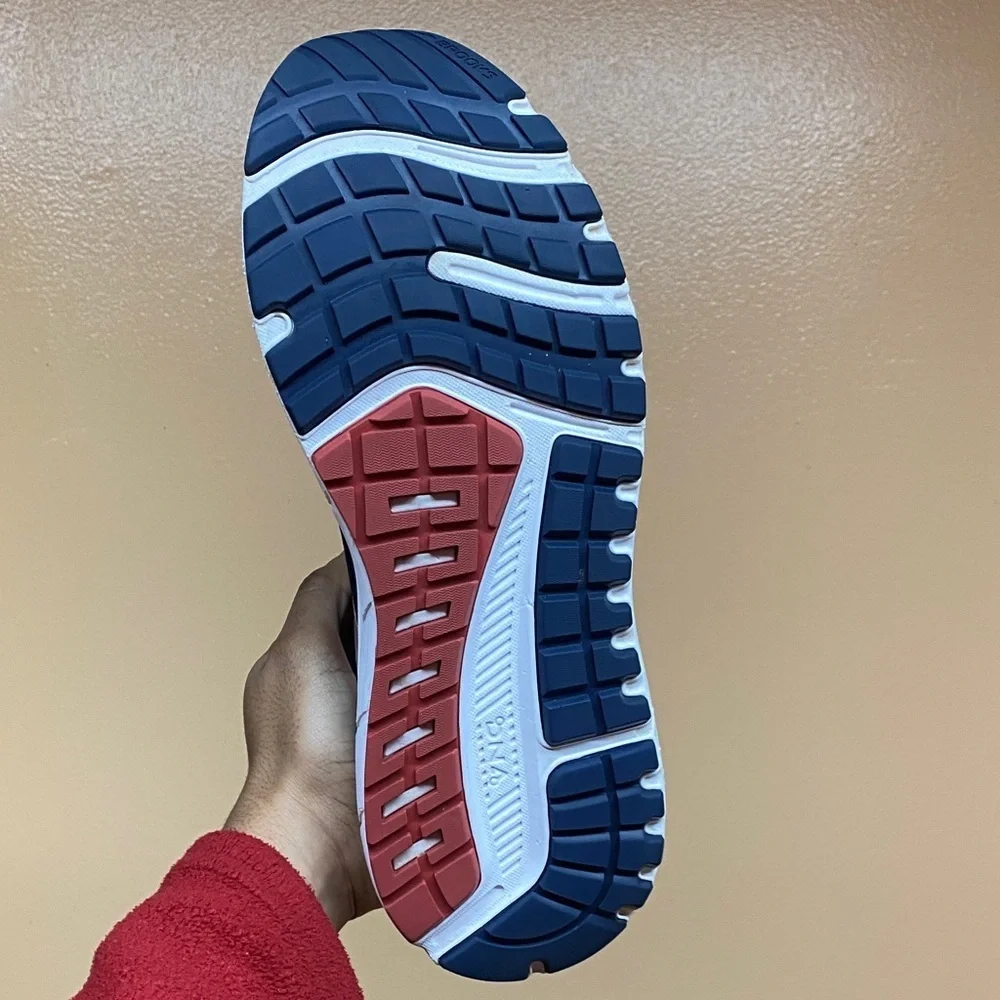 Brooks Beast ‘20 Men's Running Sneakers “Peacoat Midnight Red” Size 12 Wide (2E)